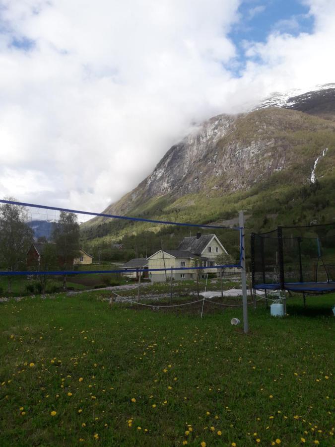 Naustvoll Villa Olden Eksteriør billede