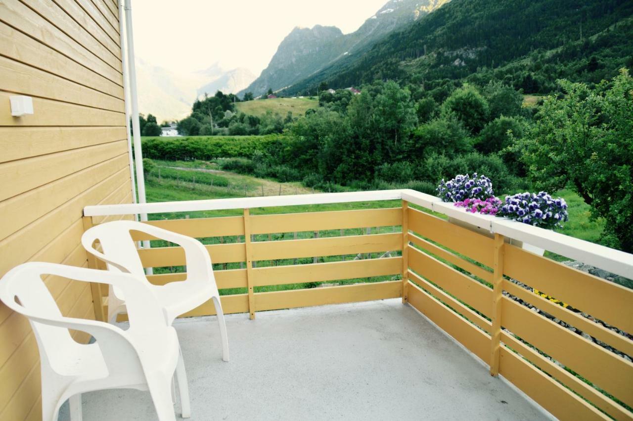 Naustvoll Villa Olden Eksteriør billede
