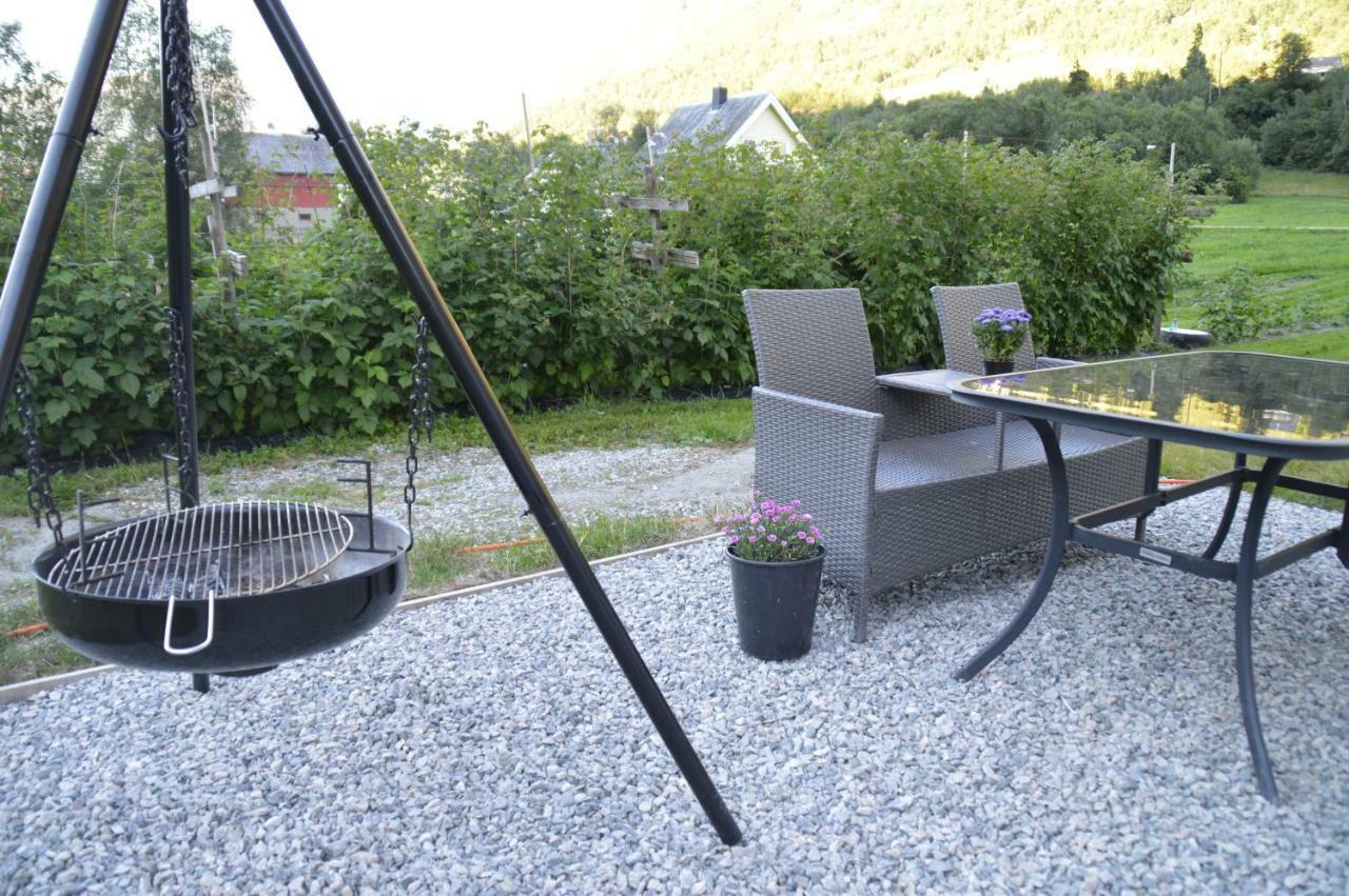 Naustvoll Villa Olden Eksteriør billede